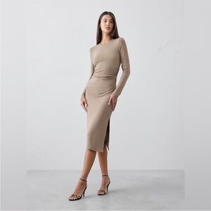 NWT - Banana Republic Green Luxe Shirred Waist Bodycon Knit Midi Dress - M